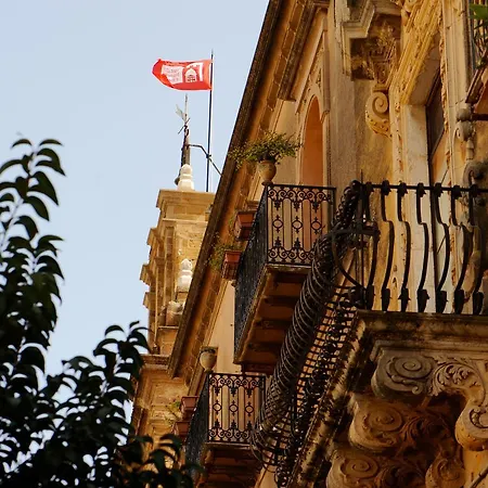 Il Cortile Del Marchese Beccadelli Bed & Breakfast