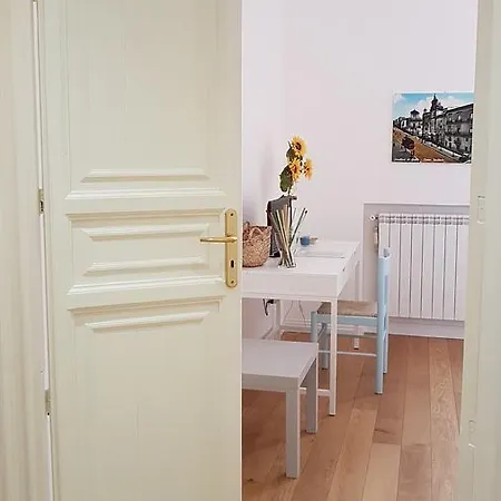 Il Cortile Del Marchese Beccadelli